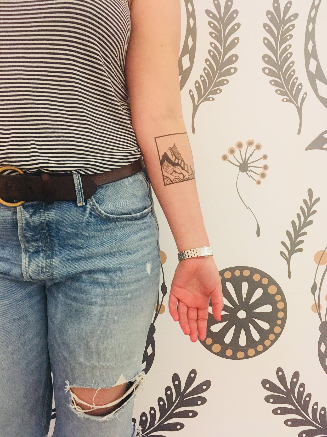 Window Mountain Tattoos | Square temporary tatto of a window view on mountains, unique design, set of 3