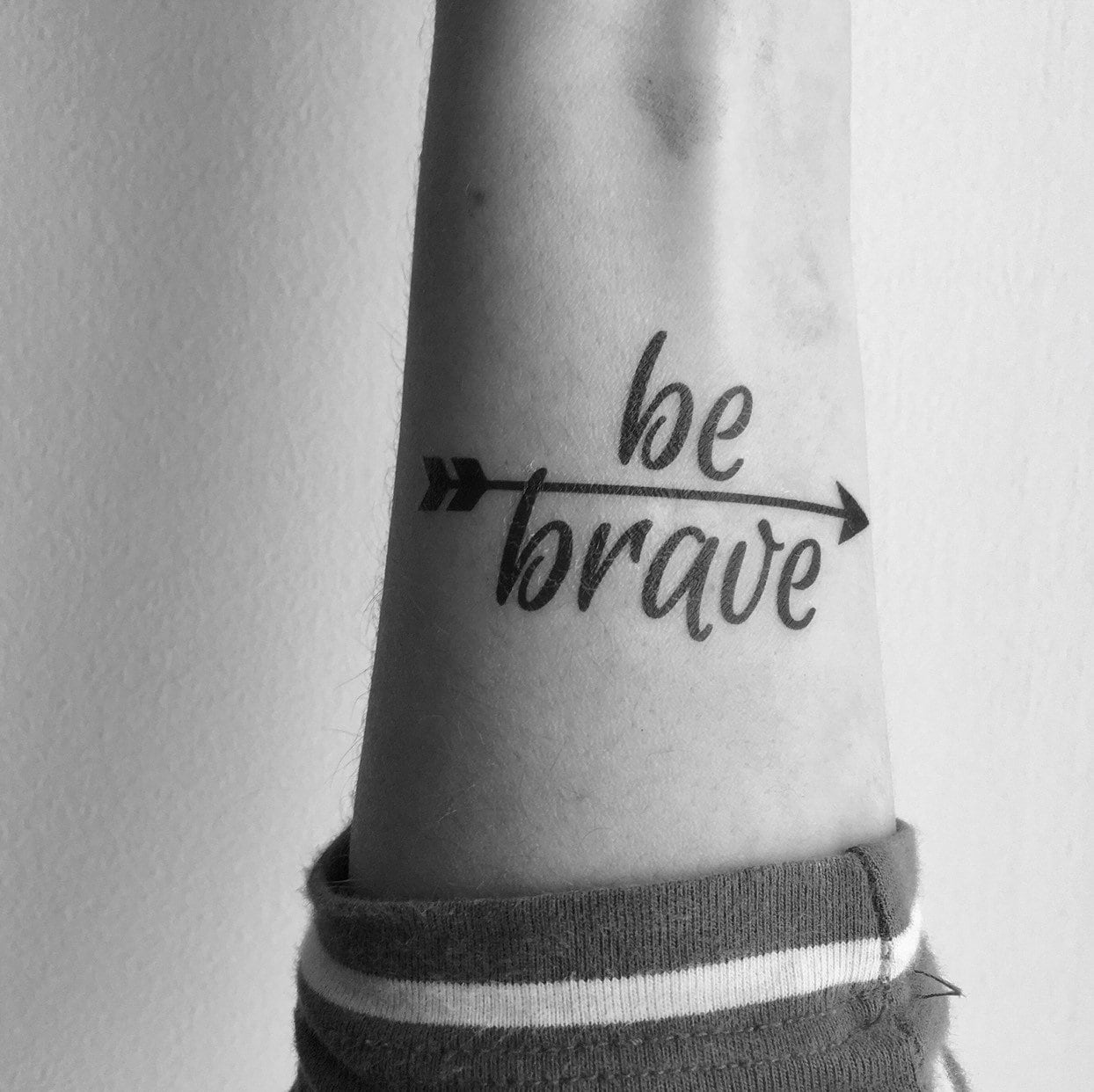 Be Brave Arrow Tattoo | Inspiring temporary tattoo with quote, set of 3